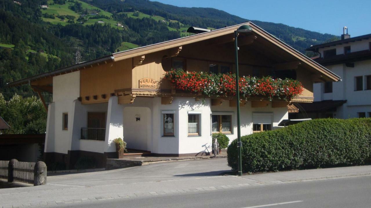 شقة Haus Waldner Aschau Im Zillertal المظهر الخارجي الصورة